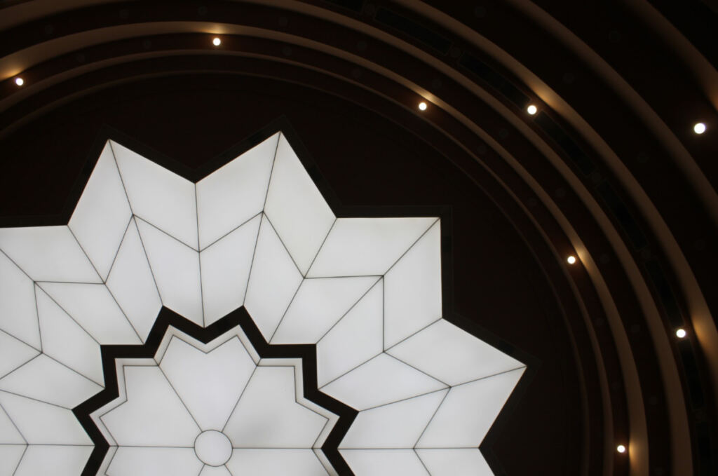 Ceiling of the main room of the International Conference Centre, Serrekunda, Gambia. The centre hosted the 73a session of the African Commission of Human and People's right. Photo credit: Fouad Roueiha 